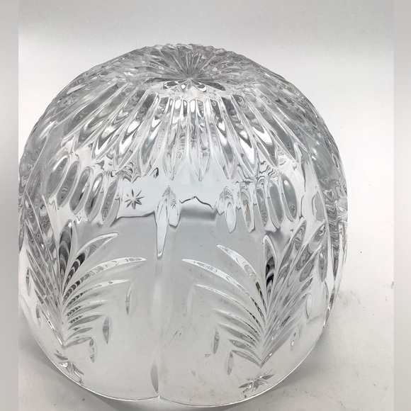 Large Cut Crystal Christmas Tree Bowl - Picture 6 of 6